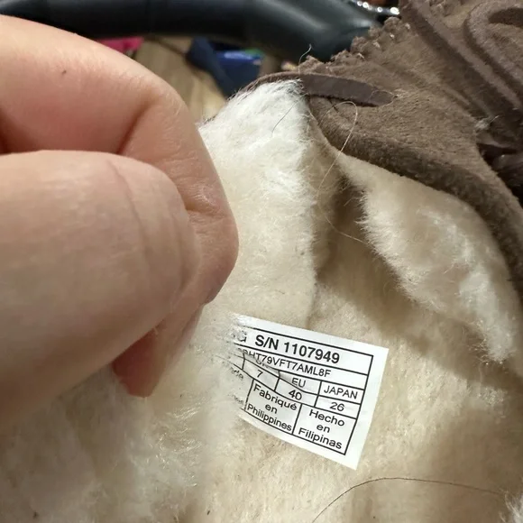 UGG  Olsen Chocolate Suede Slippers  new  no tags - Picture 12 of 12